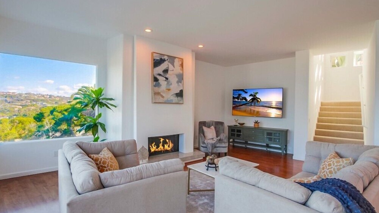 Photo of Livingroom in Country Club