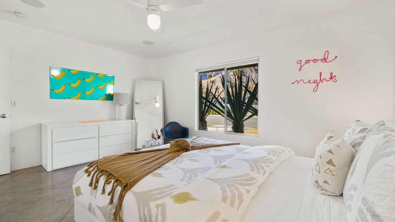 Photo of Bedroom in Indian Canyon