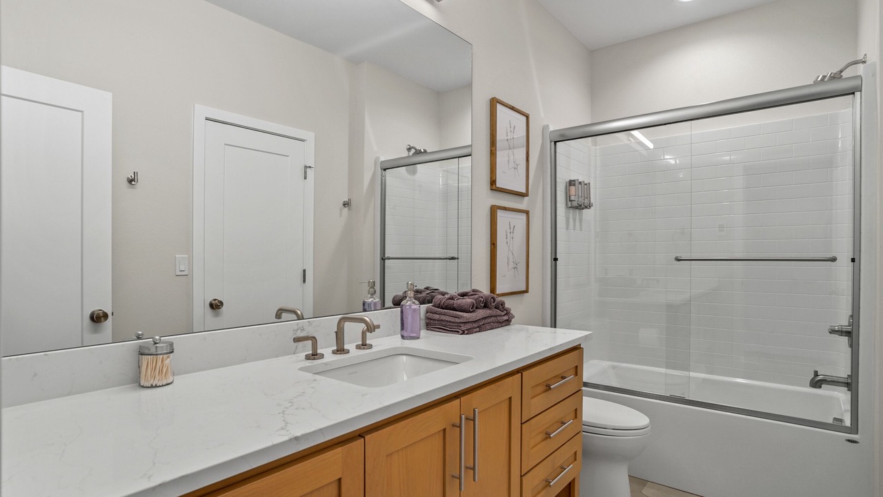 Photo of Bathroom in Rockaway Beach