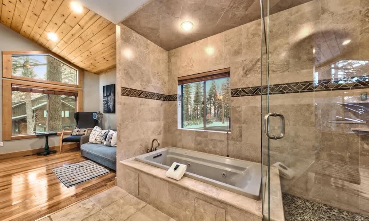 Photo of Bathroom in Pioneer Trail