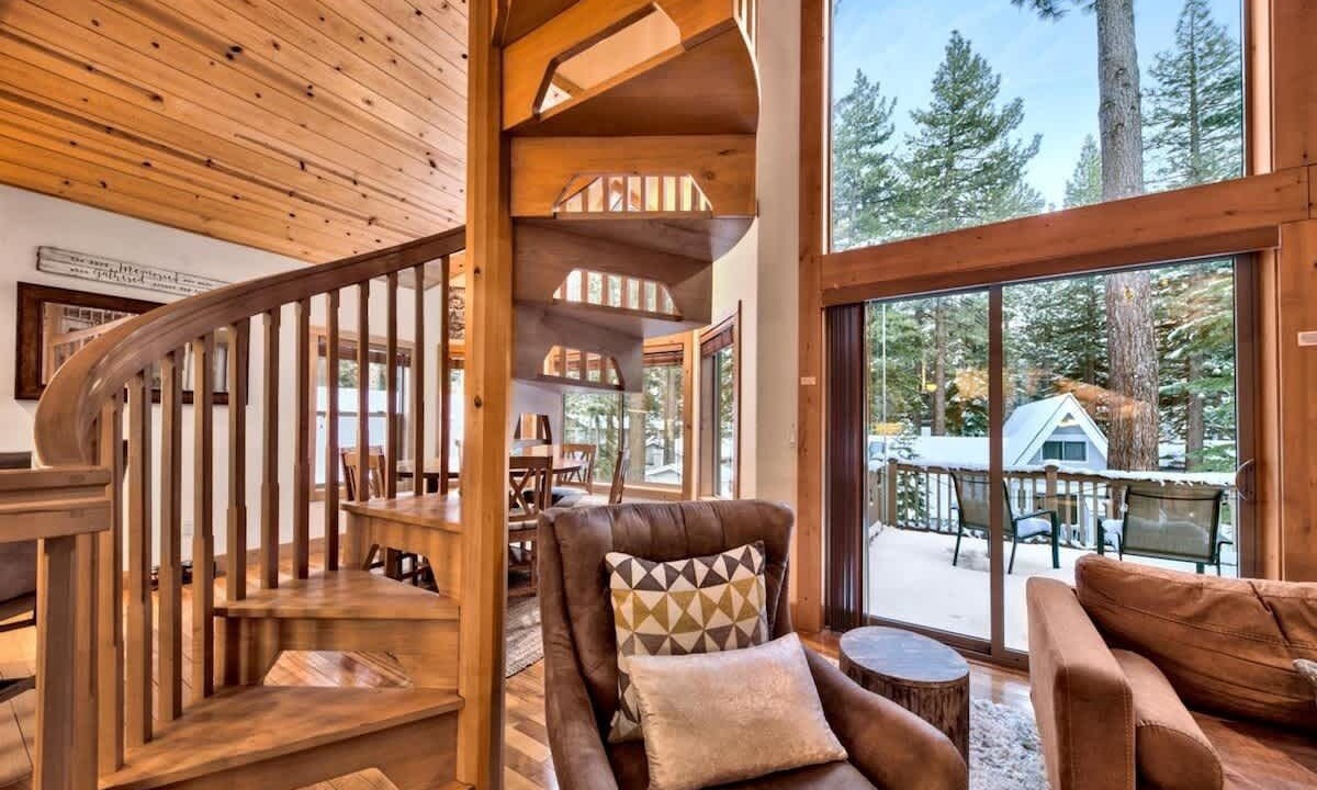 Photo of Livingroom in Pioneer Trail