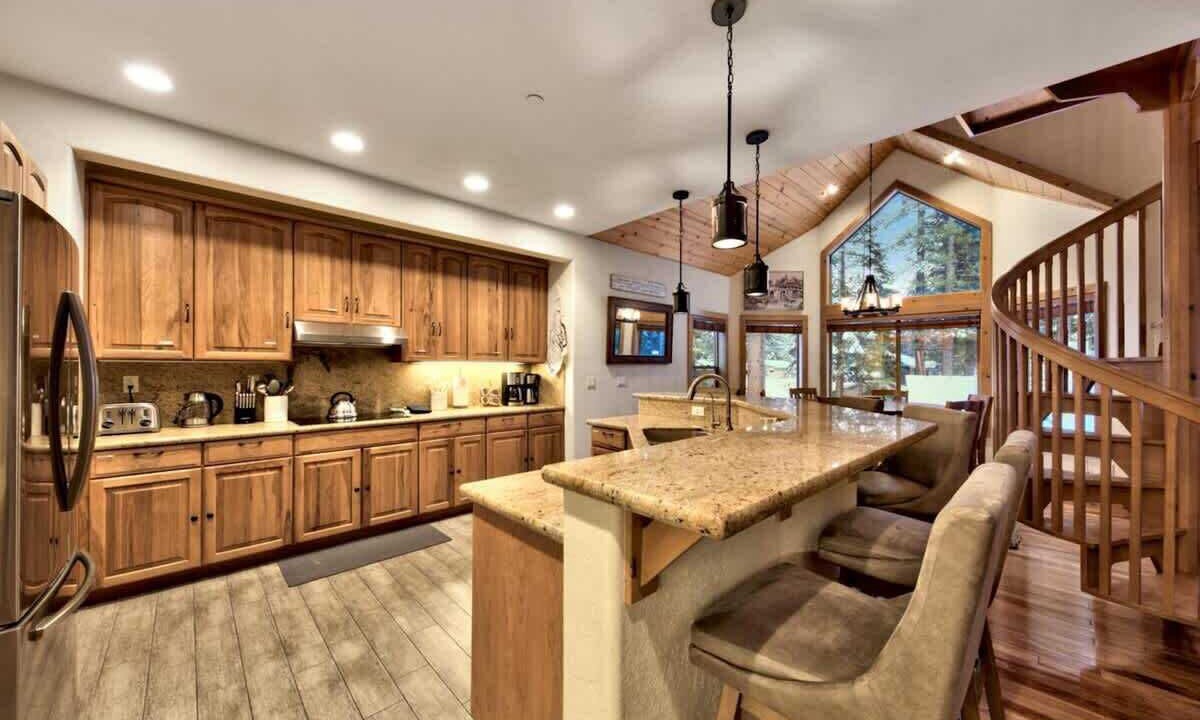 Photo of Kitchen in Pioneer Trail