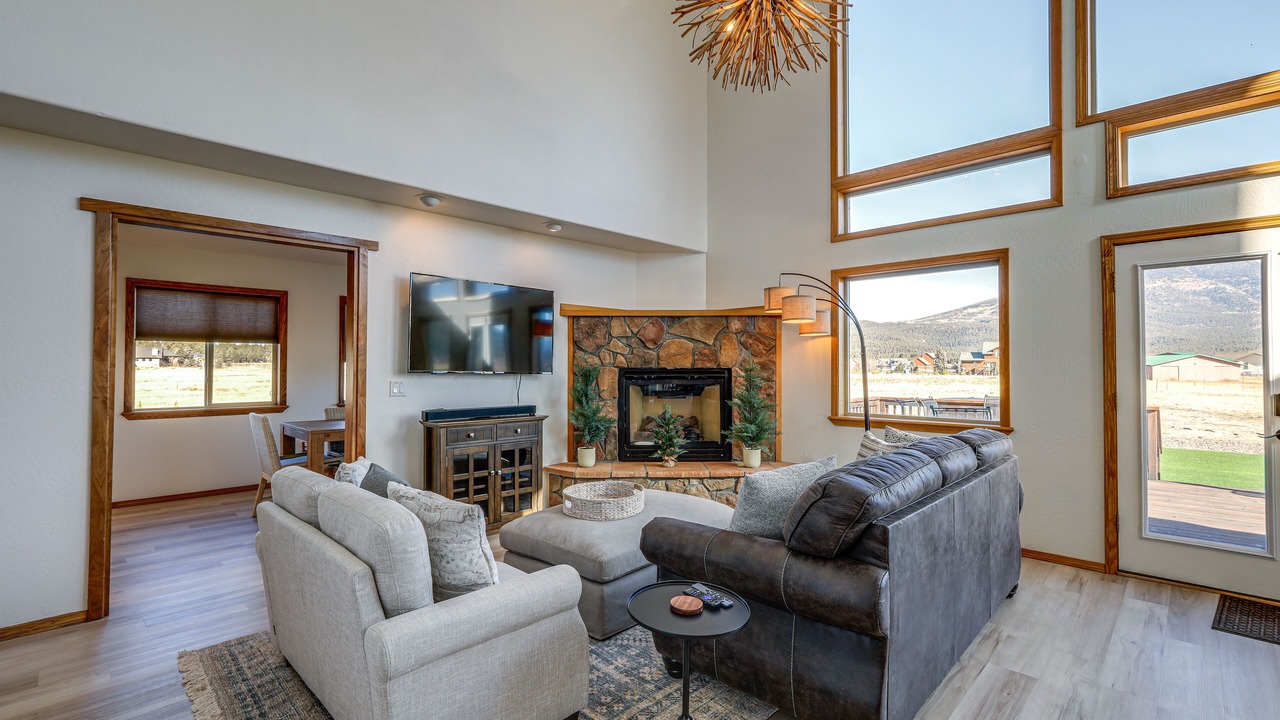 Photo of Livingroom in Baderville