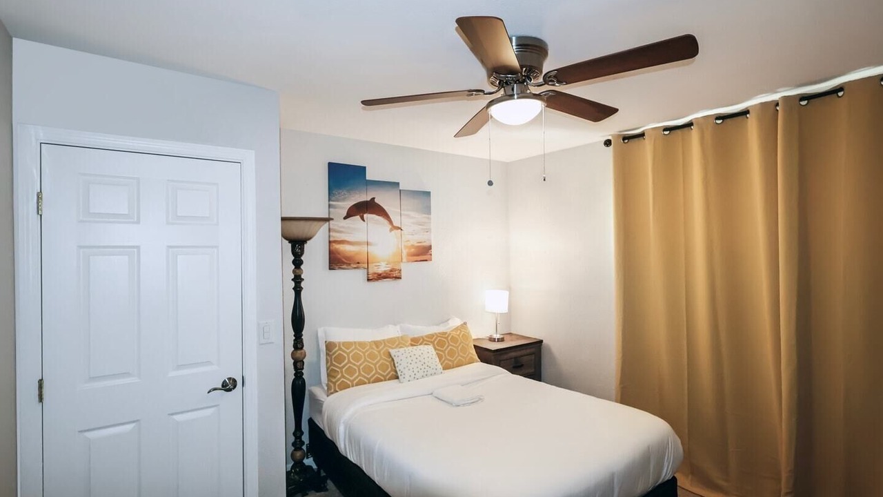 Photo of Bedroom in Lincoln Acres