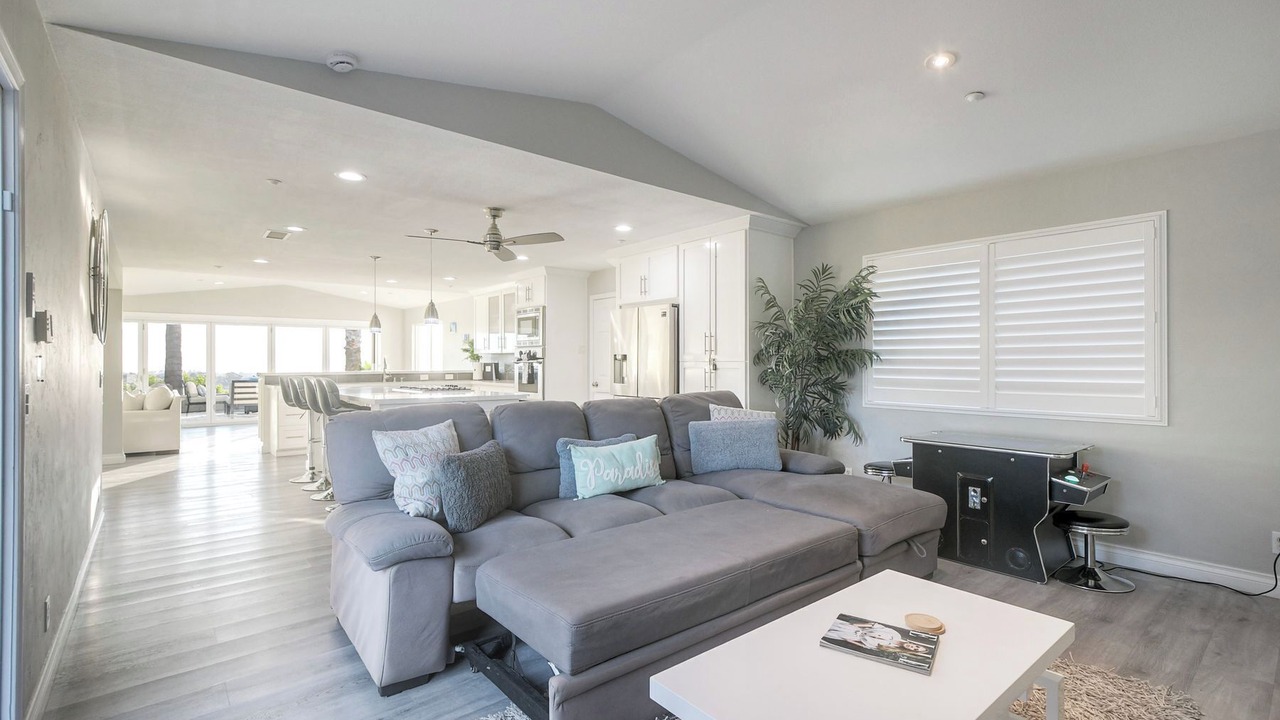 Photo of Livingroom in Fire Mountain