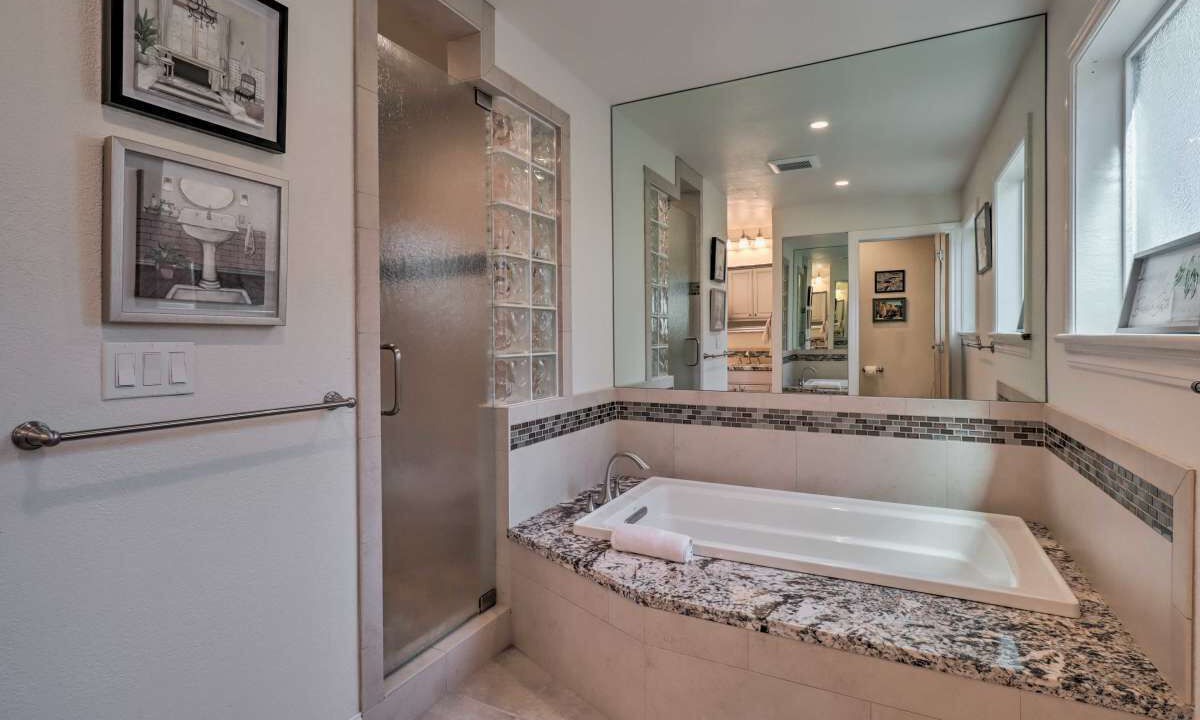 Photo of Bathroom in Tahoe Keys