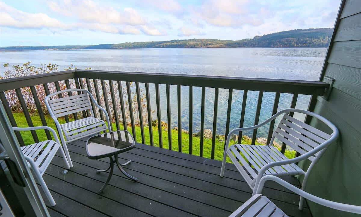 Photo of Patio Balcony in Adelma Beach