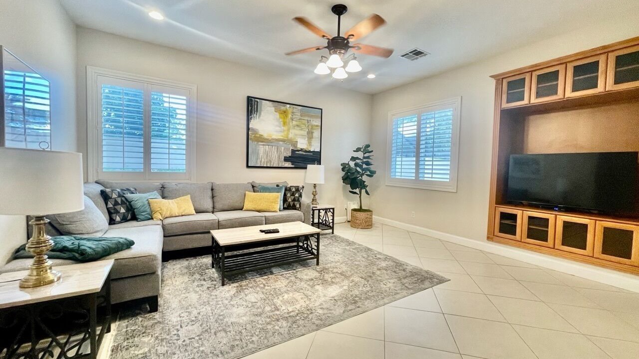 Photo of Livingroom in Black Mountain