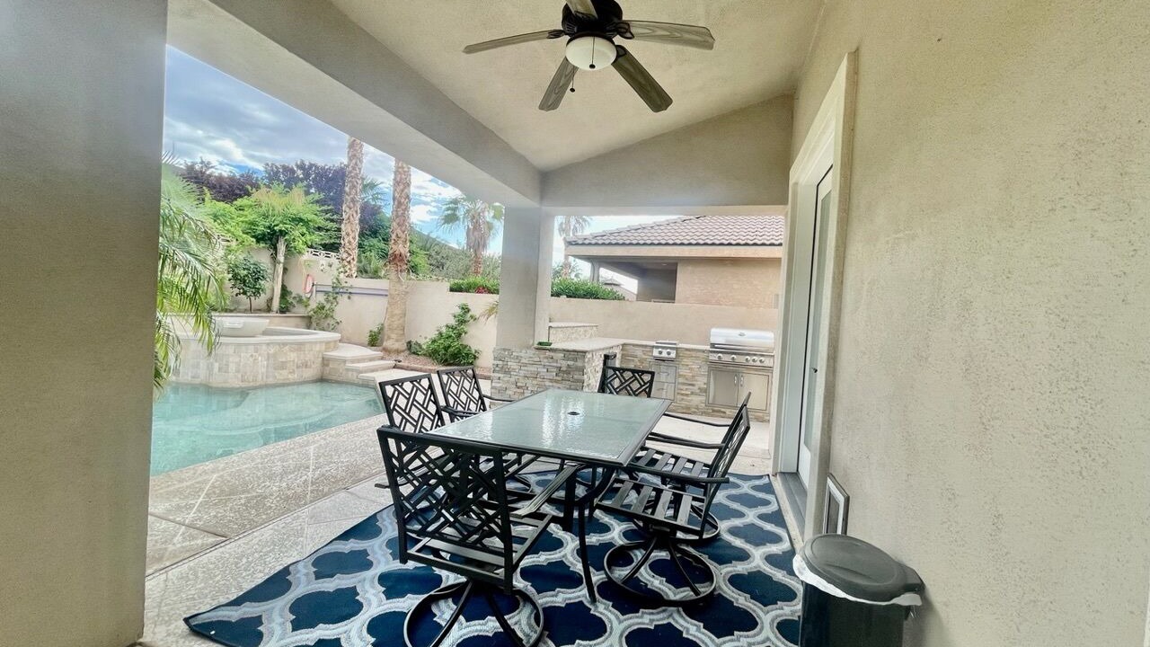 Photo of Outdoor in Black Mountain