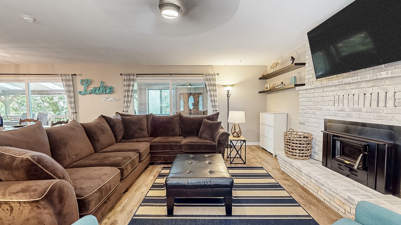 Photo of Livingroom in Lakeside