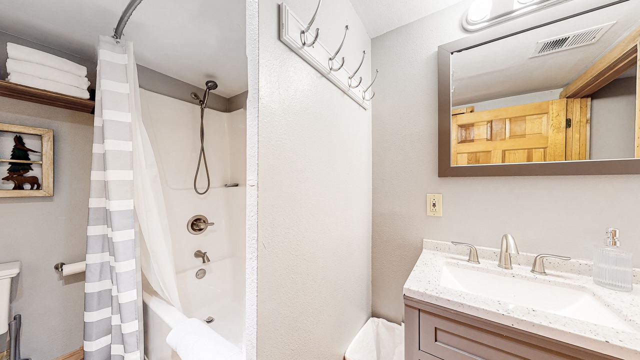 Photo of Bathroom in Lakeside