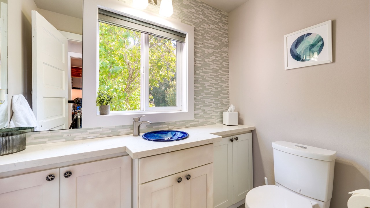 Photo of Bathroom in Warm Beach