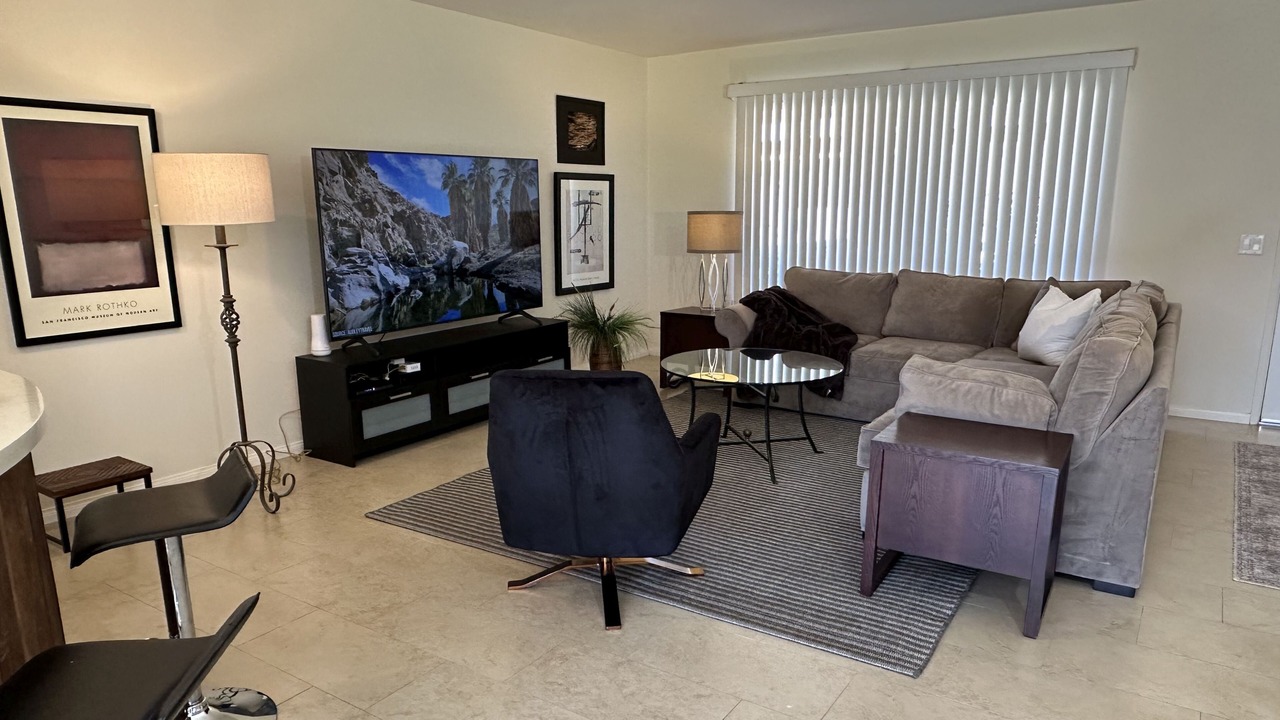 Photo of Bedroom in Indian Canyon