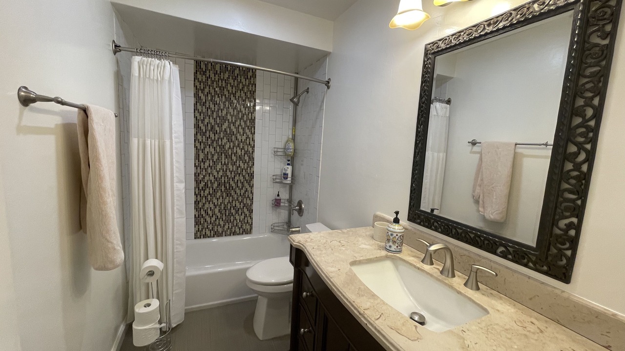 Photo of Bathroom in La Jolla Shores