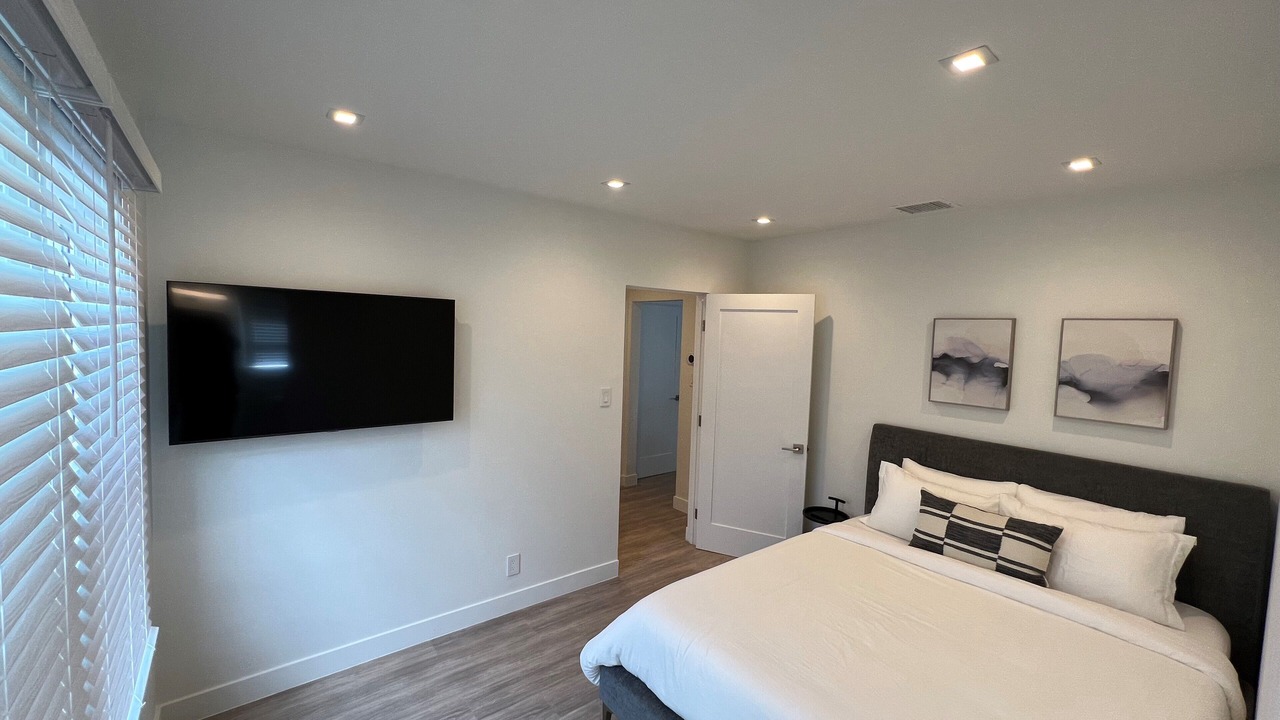 Photo of Bedroom in Mid-City
