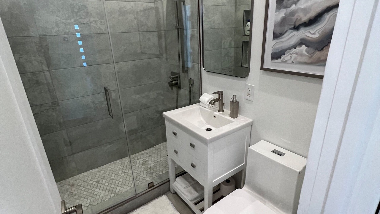 Photo of Bathroom in Mid-City