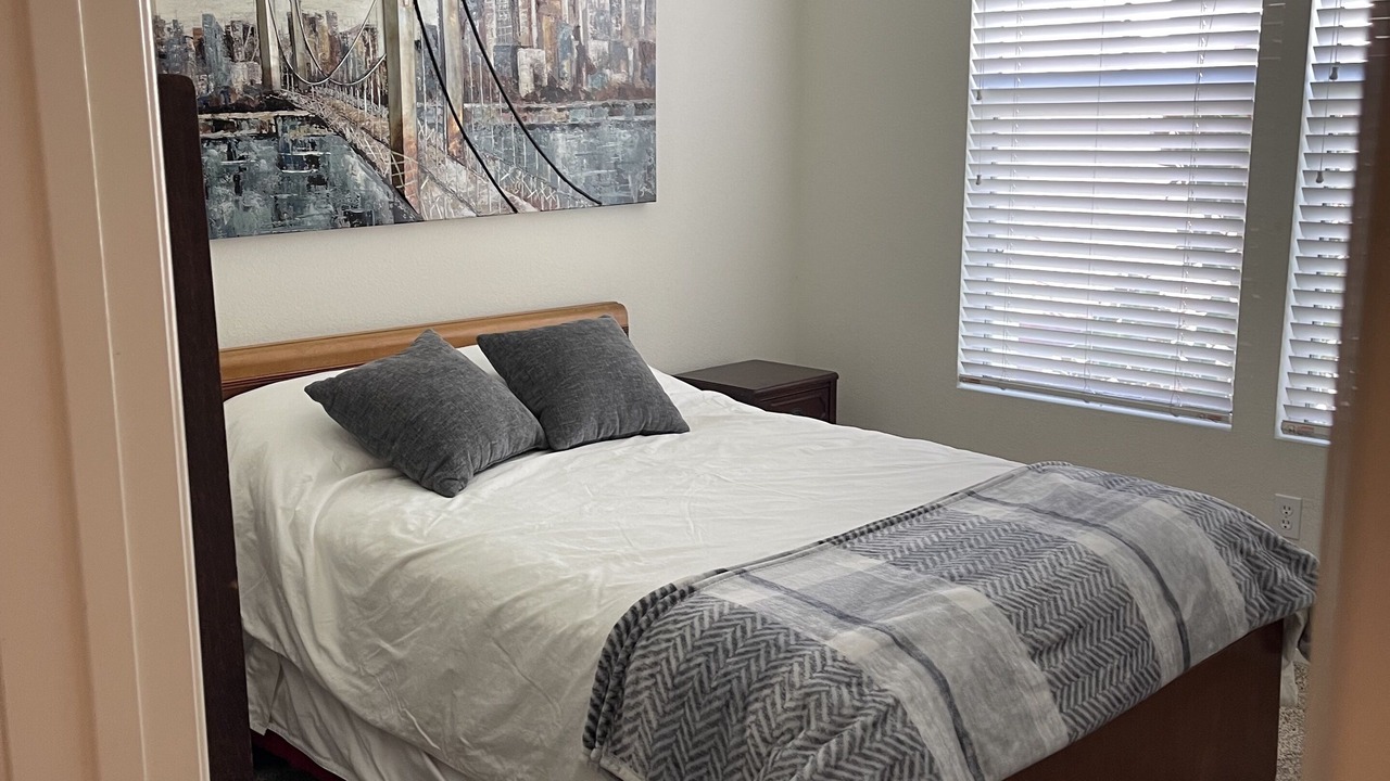 Photo of Bedroom in East Side Capistrano