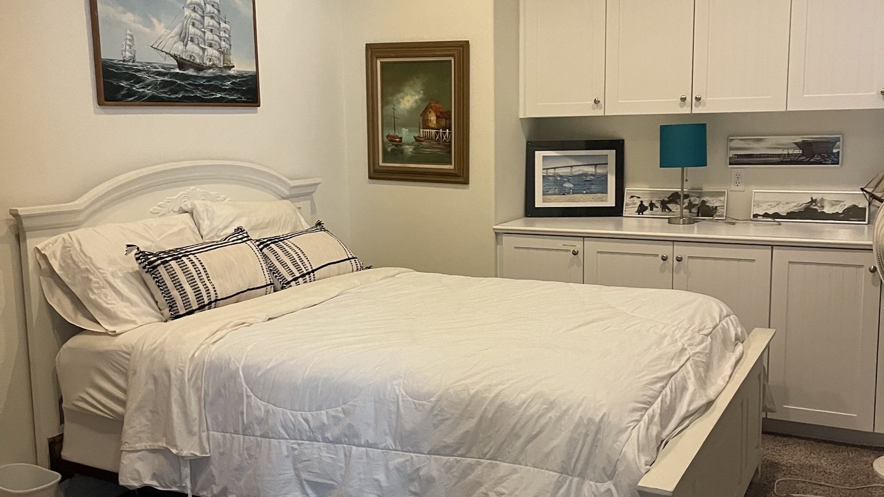 Photo of Bedroom in East Side Capistrano