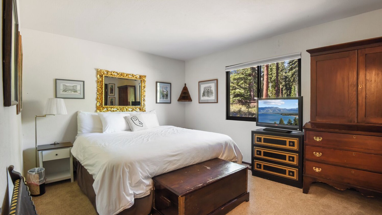 Photo of Bedroom in Carnelian Bay