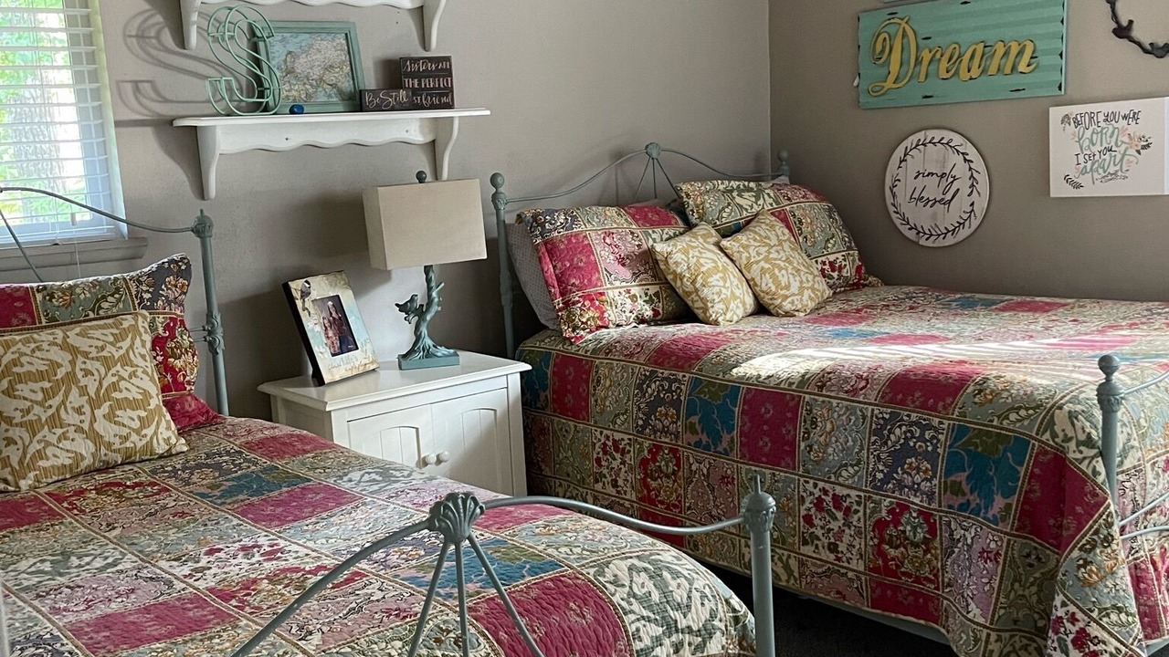 Photo of Bedroom in Packwood
