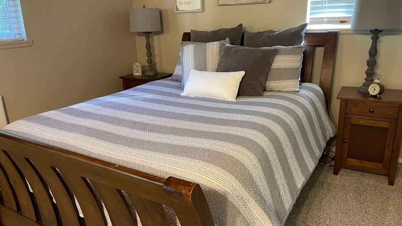 Photo of Bedroom in Packwood