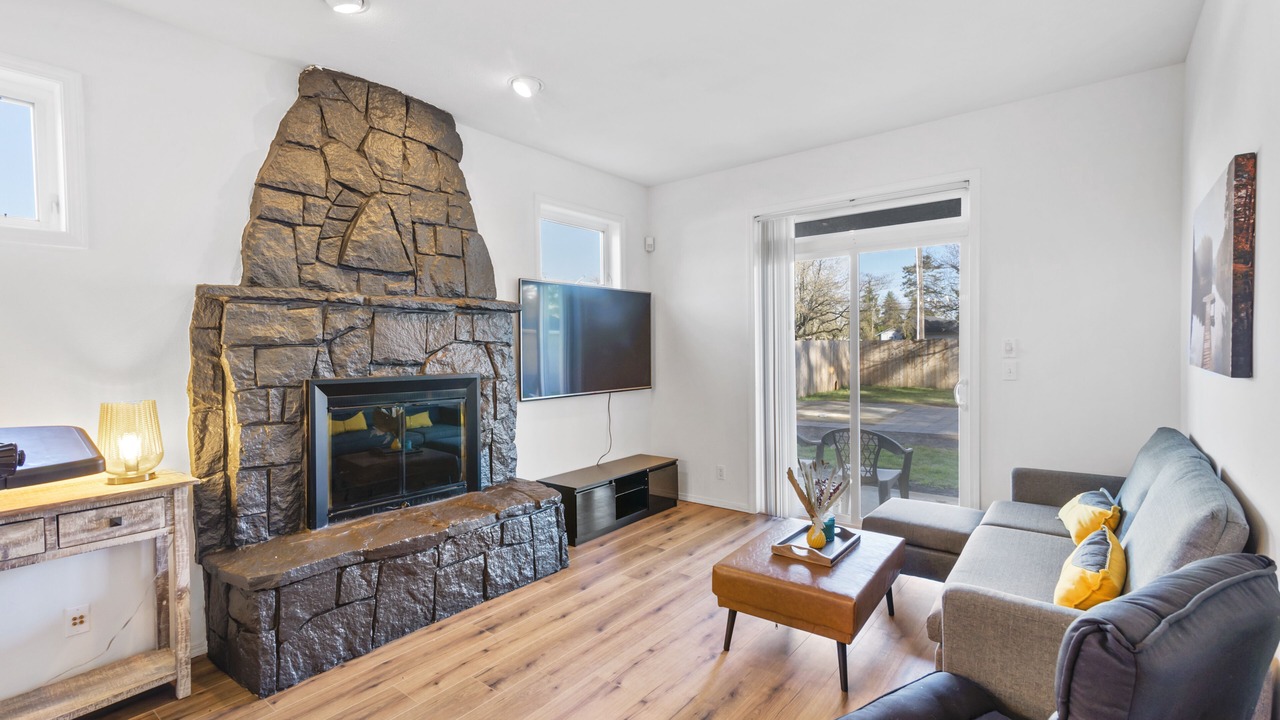 Photo of Livingroom in Vancouver