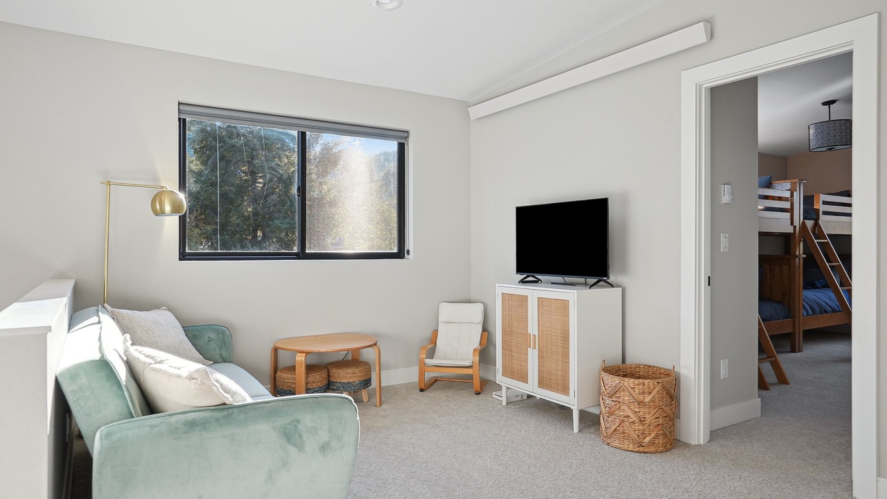 Photo of Bedroom in Rockaway Beach