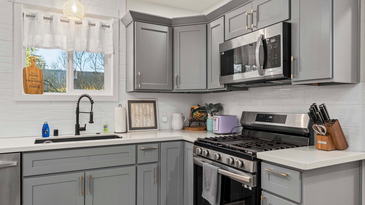 Photo of Kitchen in Tillicum