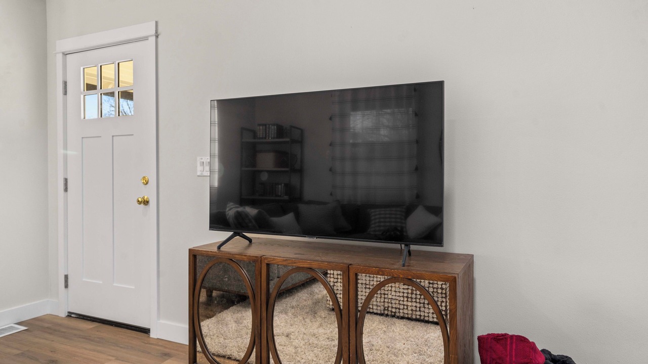 Photo of Livingroom in Tillicum