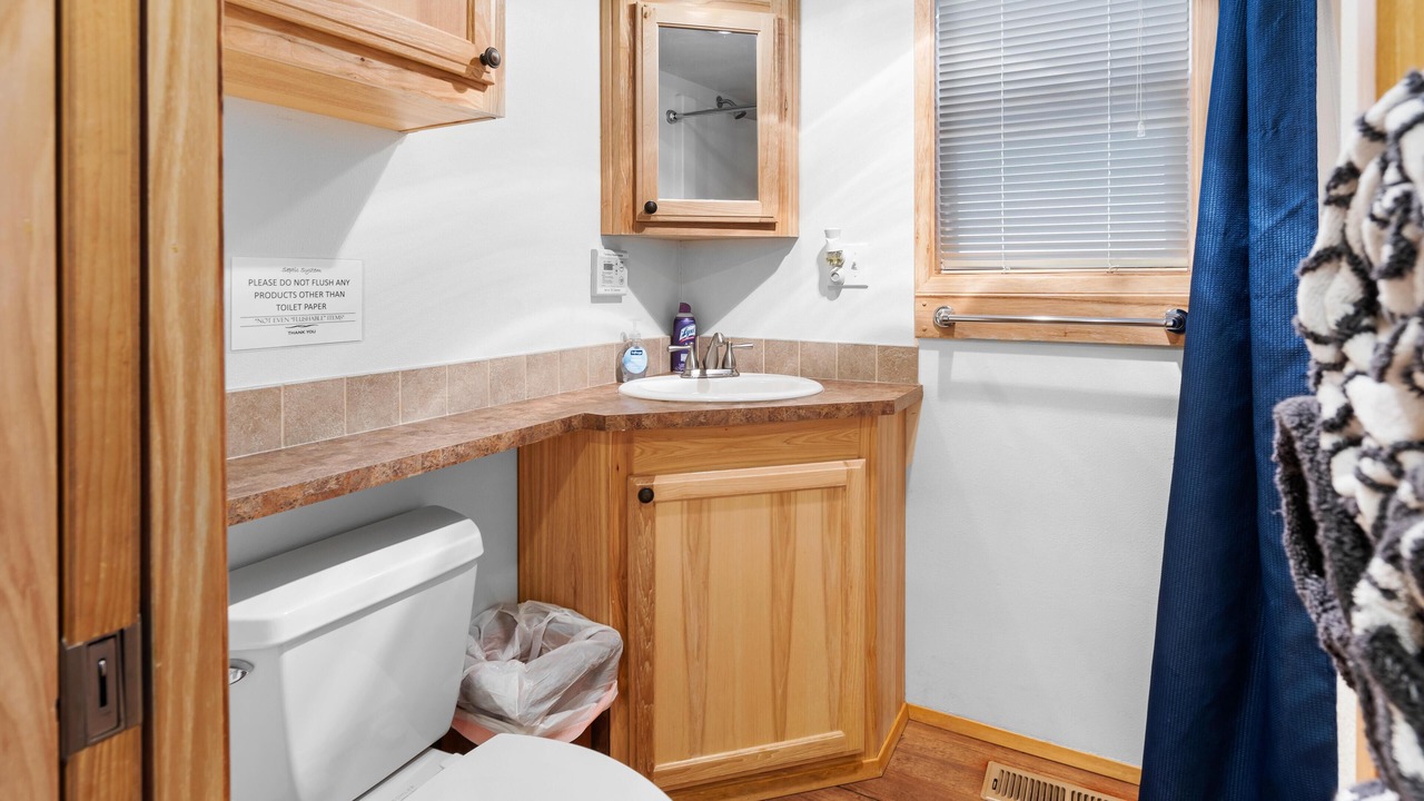 Photo of Bathroom in Ashland