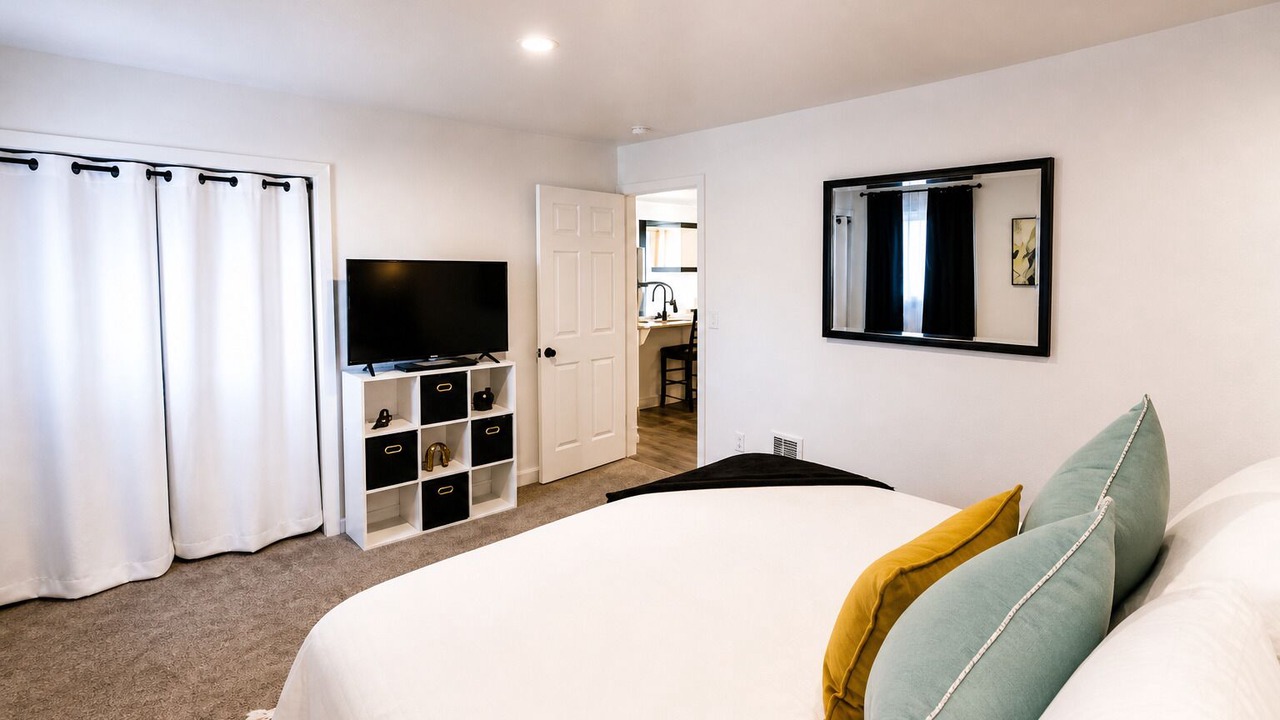 Photo of Bedroom in Willamina