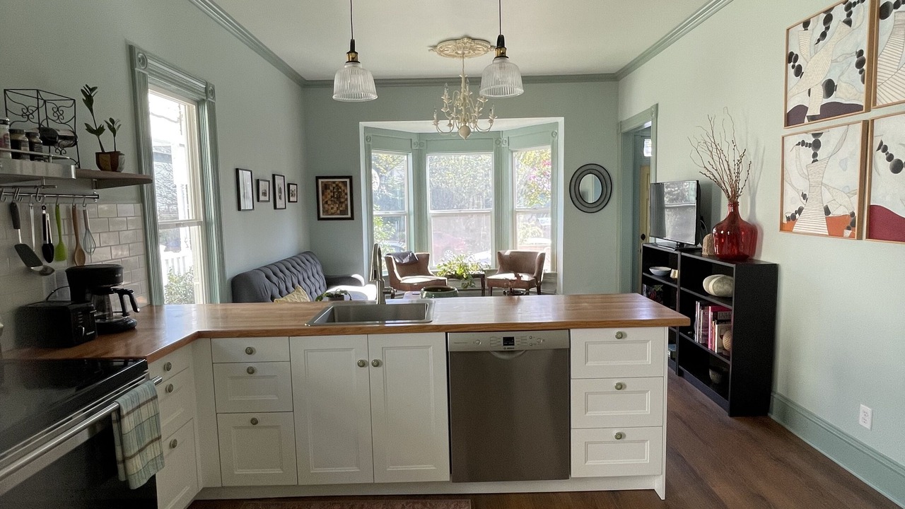 Photo of Kitchen in King