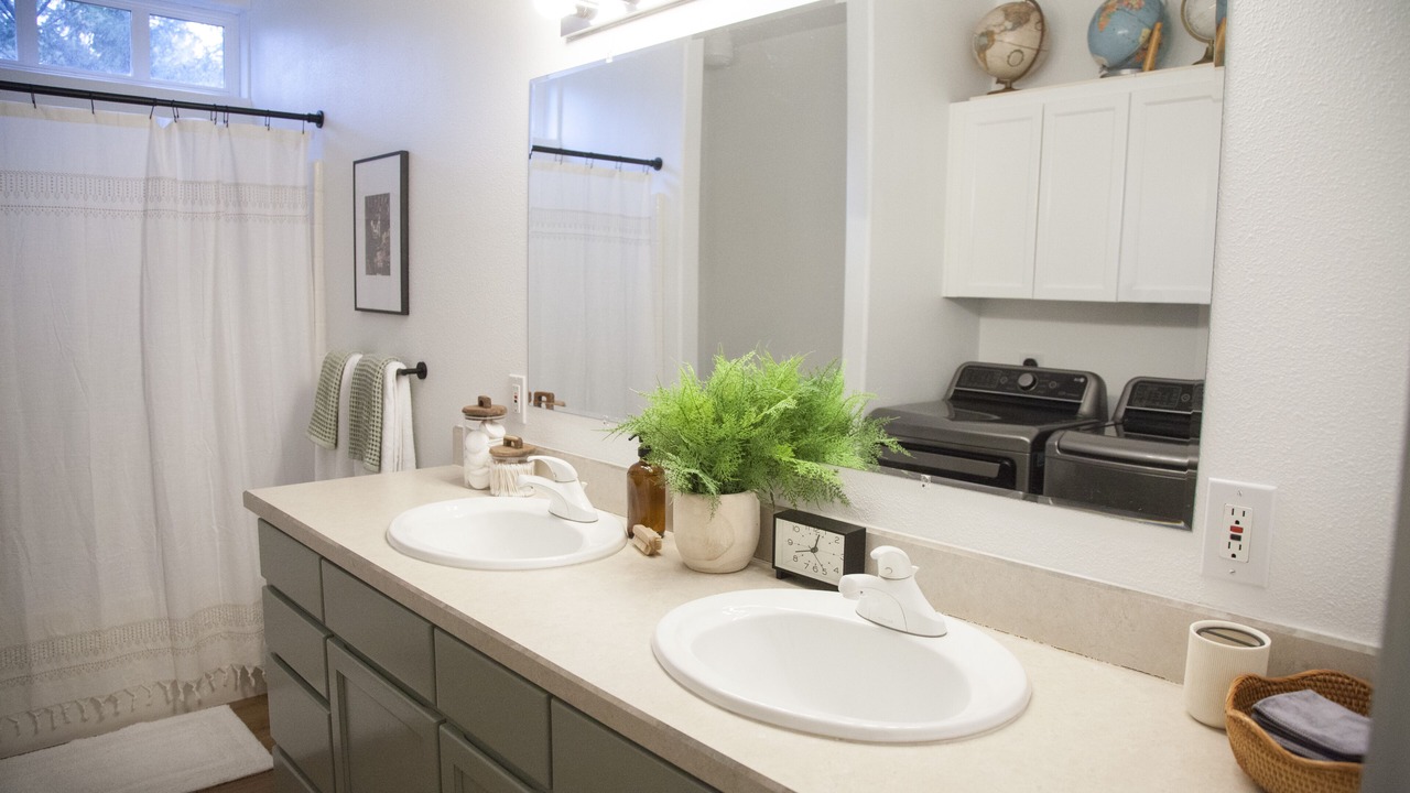 Photo of Bathroom in Long Beach