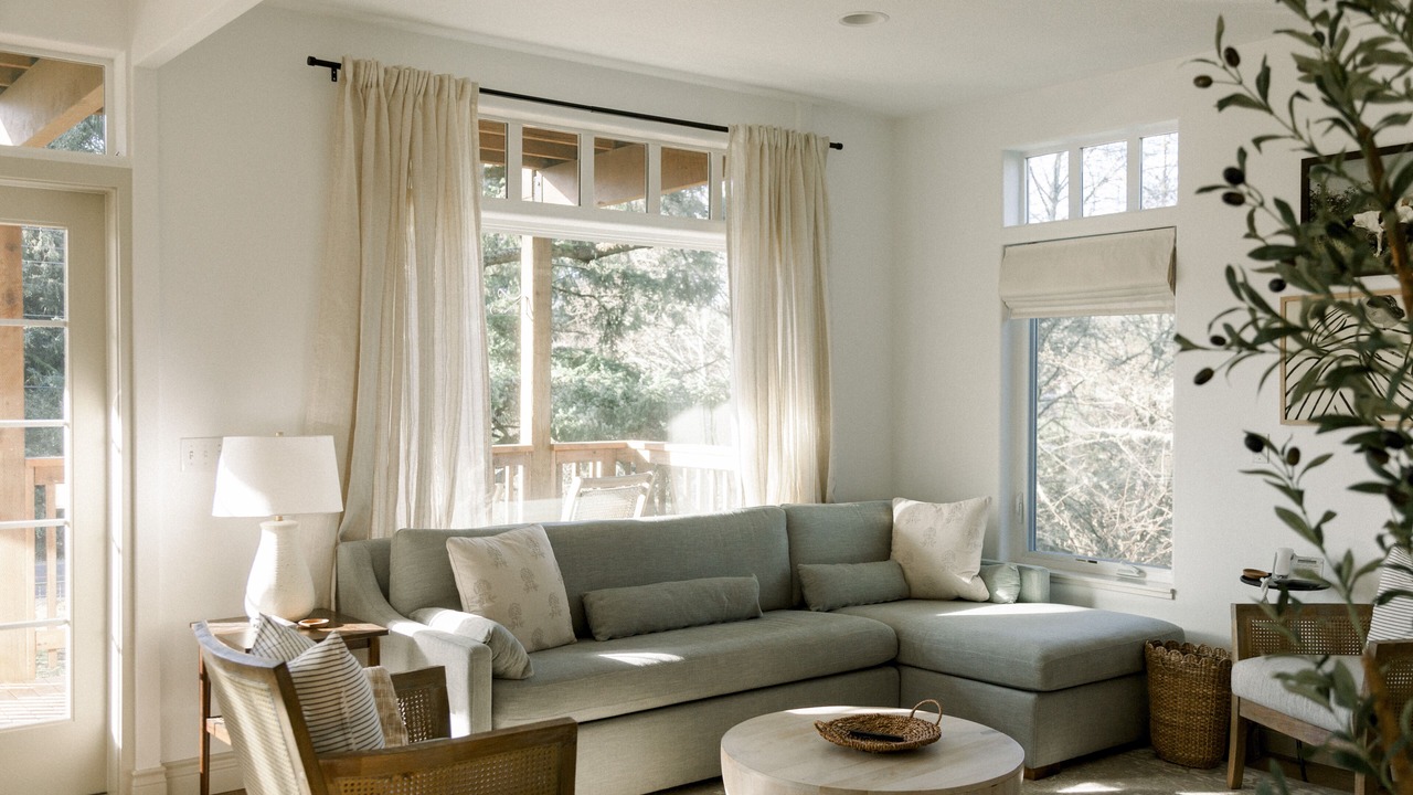 Photo of Livingroom in Long Beach