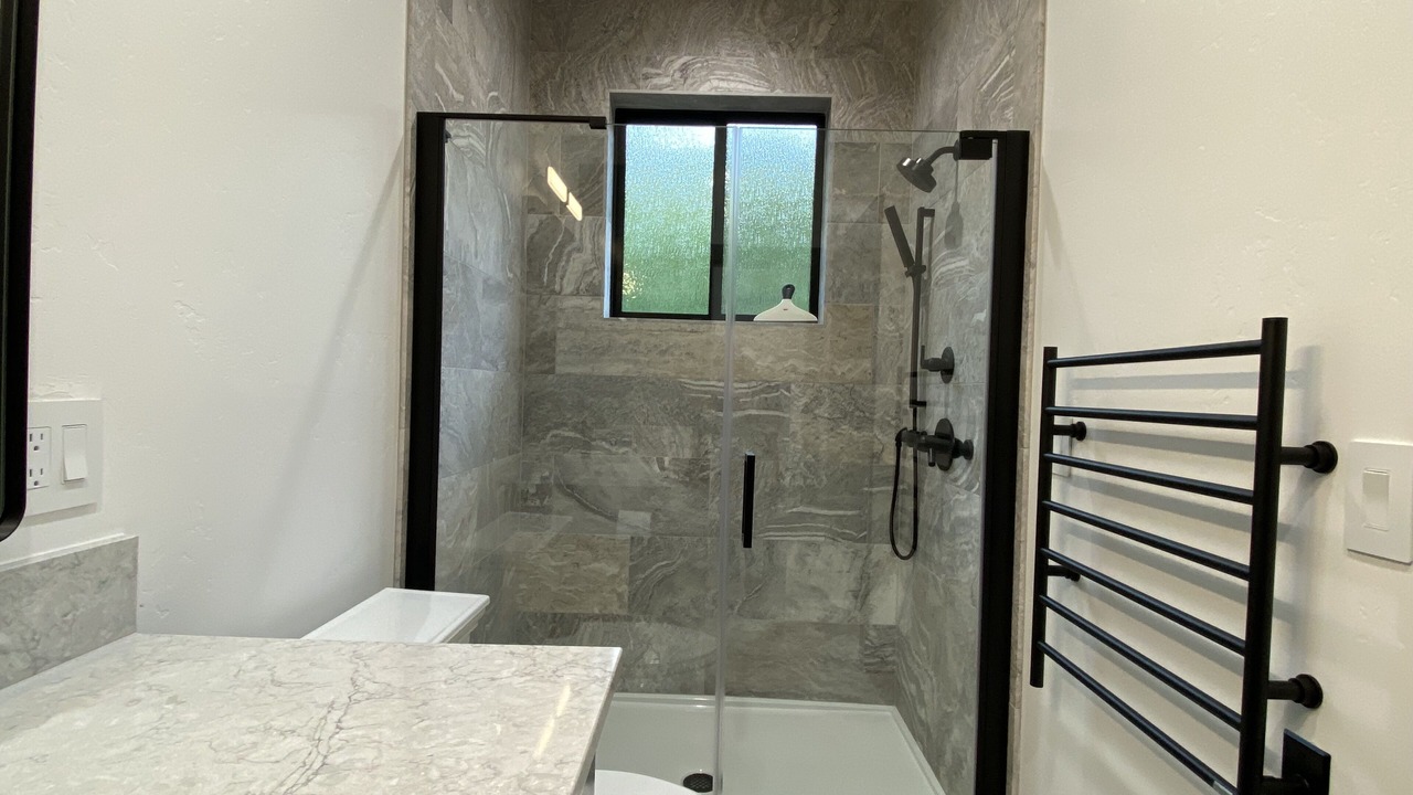 Photo of Bathroom in Coos Bay