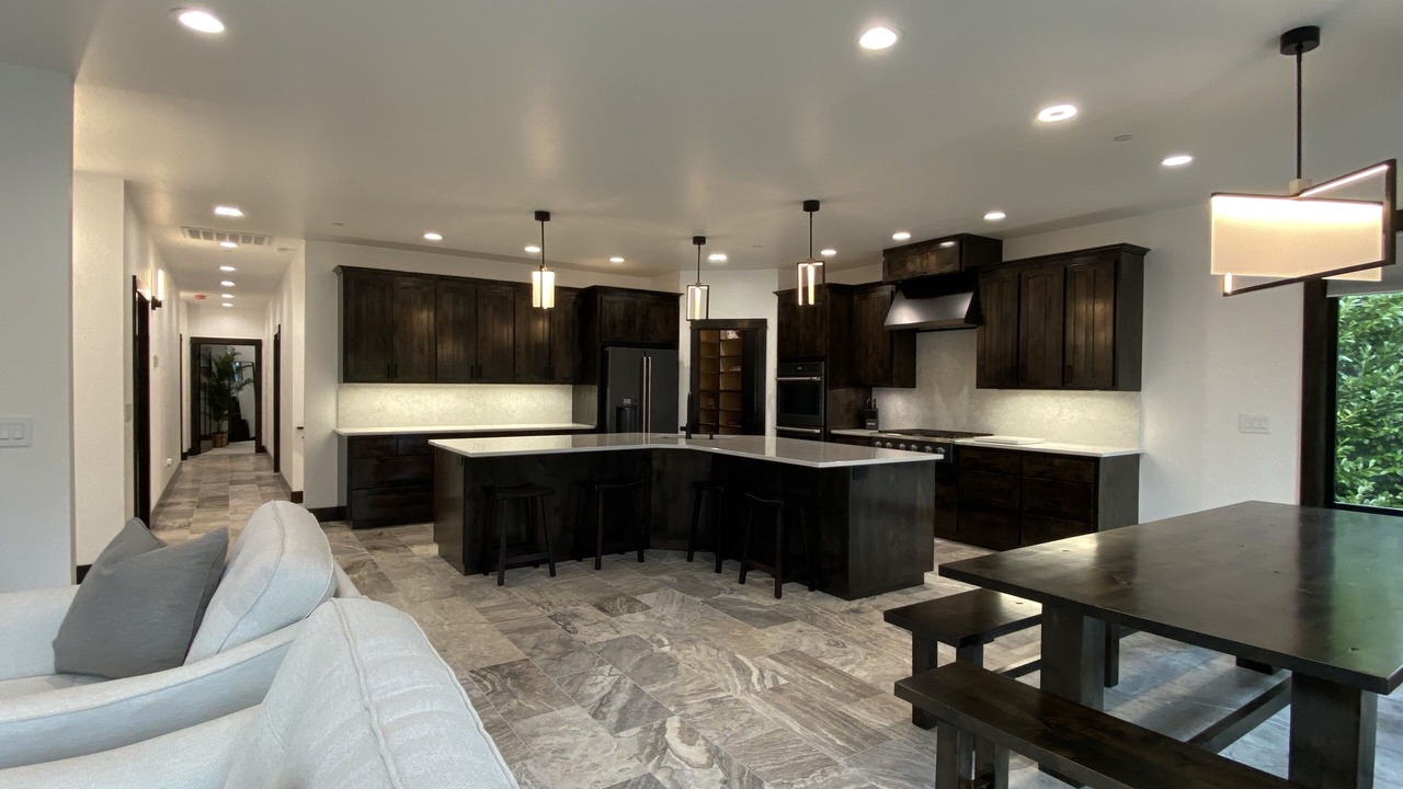 Photo of Livingroom in Coos Bay