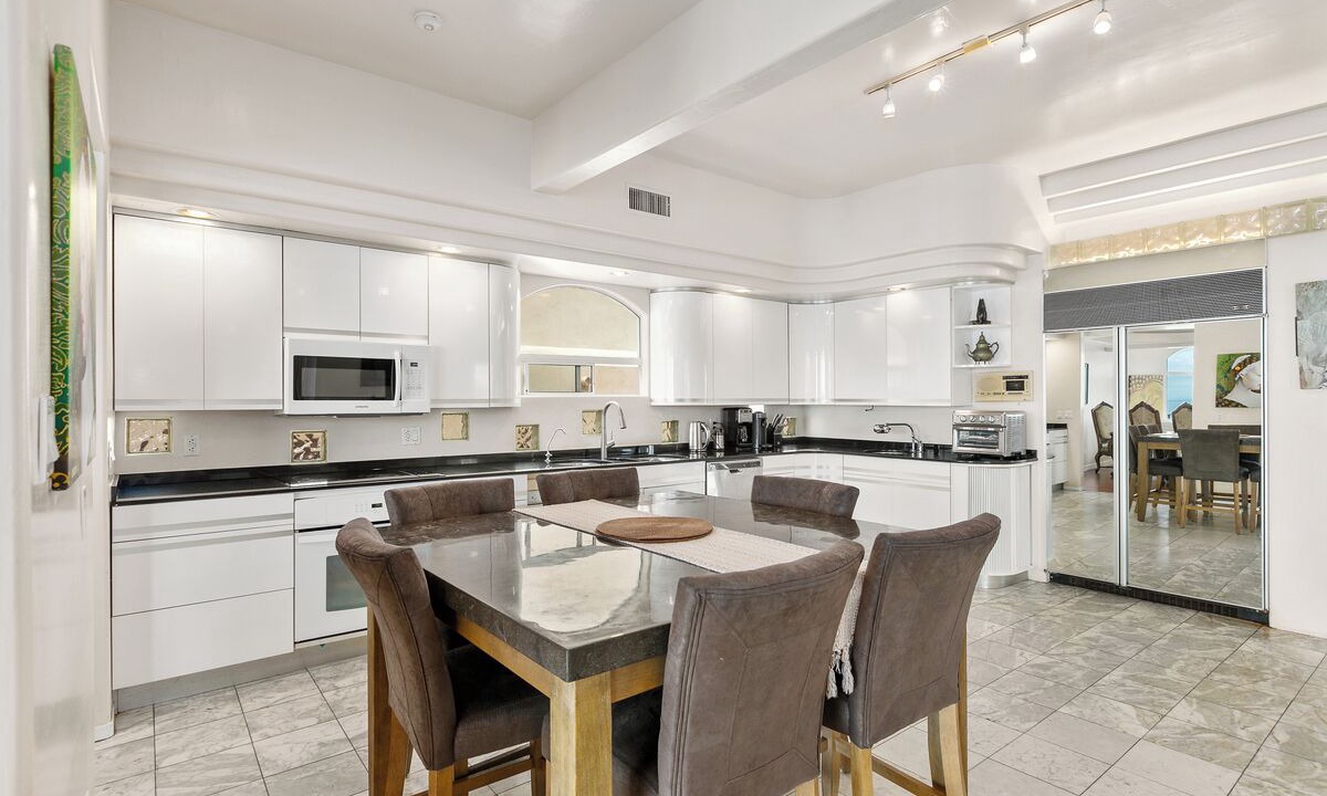 Photo of Kitchen in Country Club
