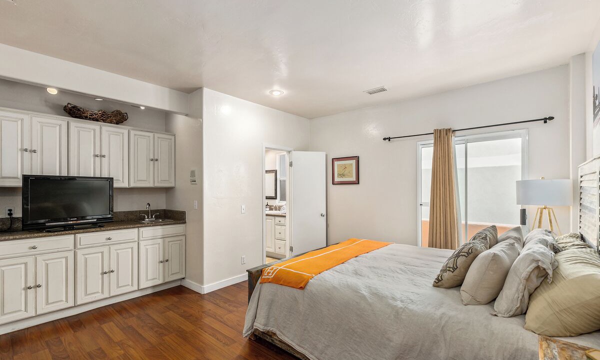 Photo of Bedroom in Country Club