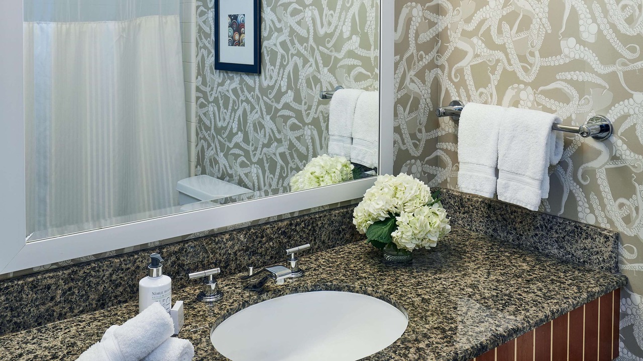 Photo of Bathroom in Fisherman's Wharf
