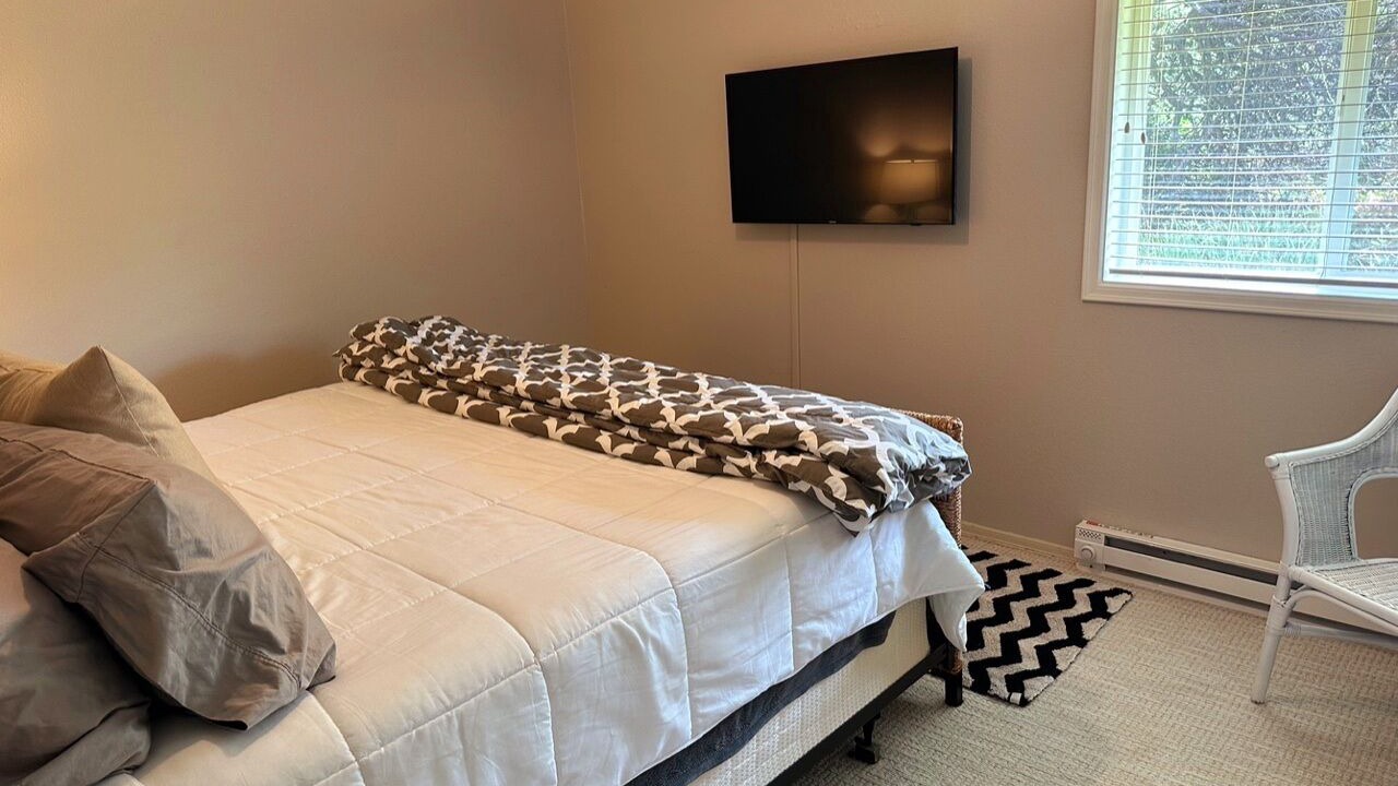 Photo of Bedroom in Yachats