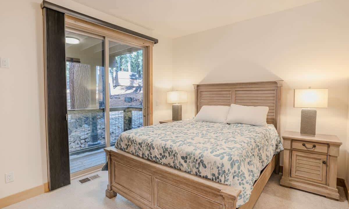 Photo of Bedroom in Carnelian Bay