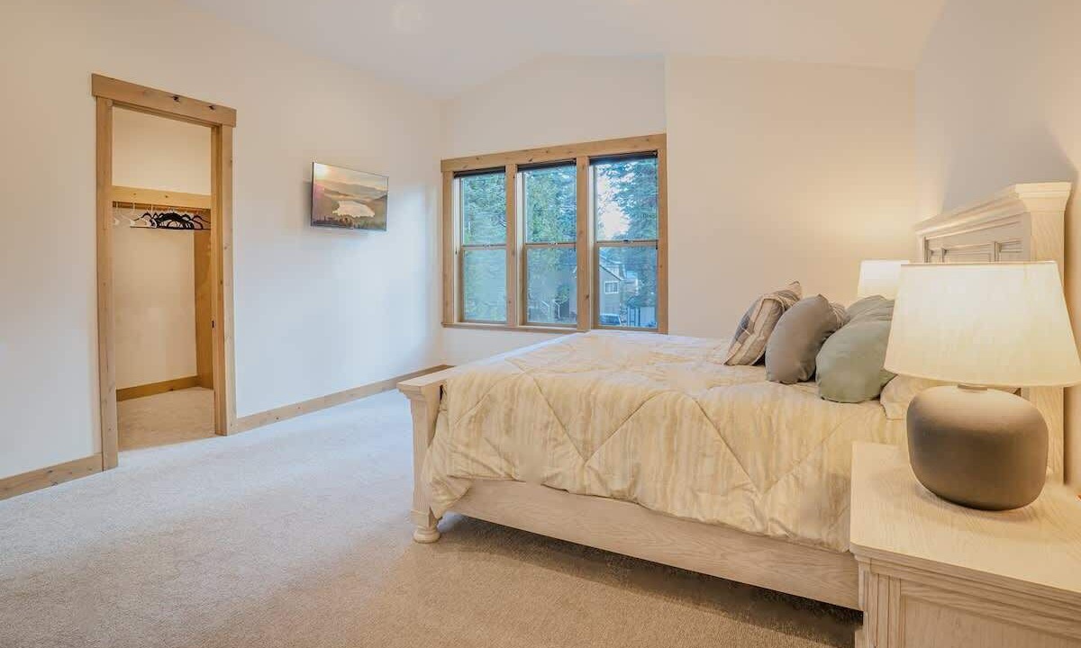 Photo of Bedroom in Carnelian Bay