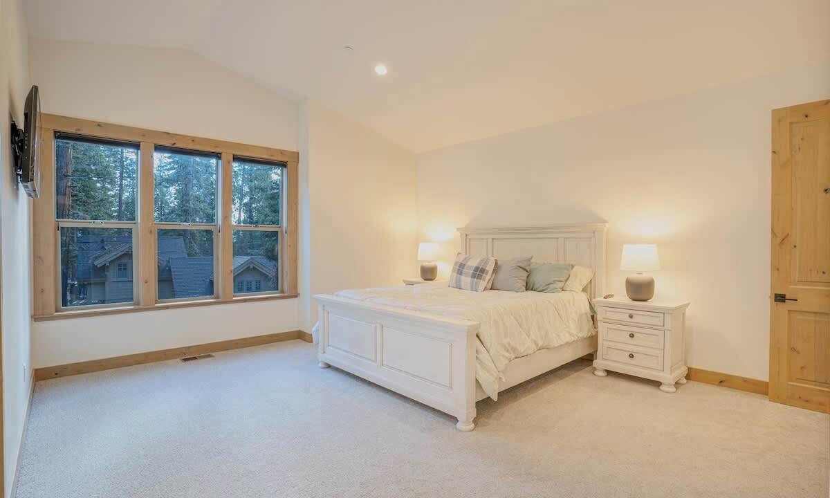 Photo of Bedroom in Carnelian Bay