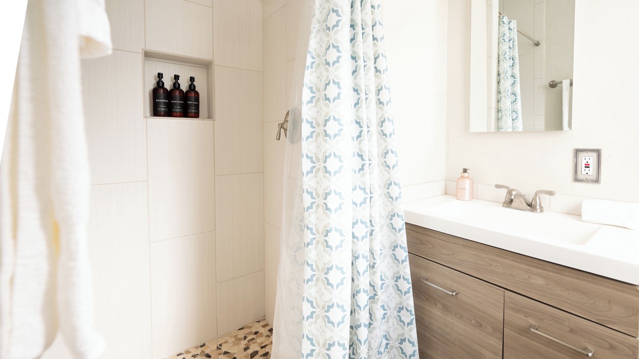 Photo of Bathroom in Loma Alta