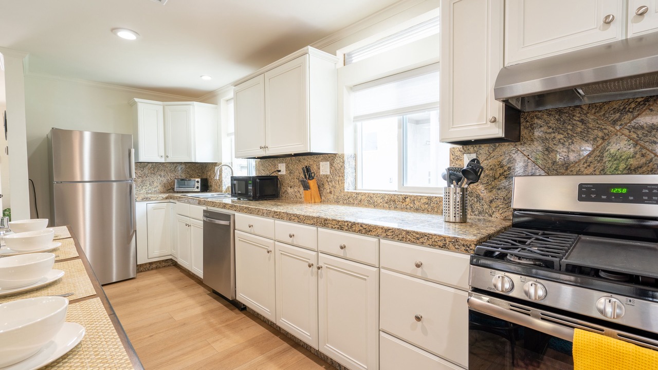 Photo of Kitchen in Cardiff-by-the-Sea