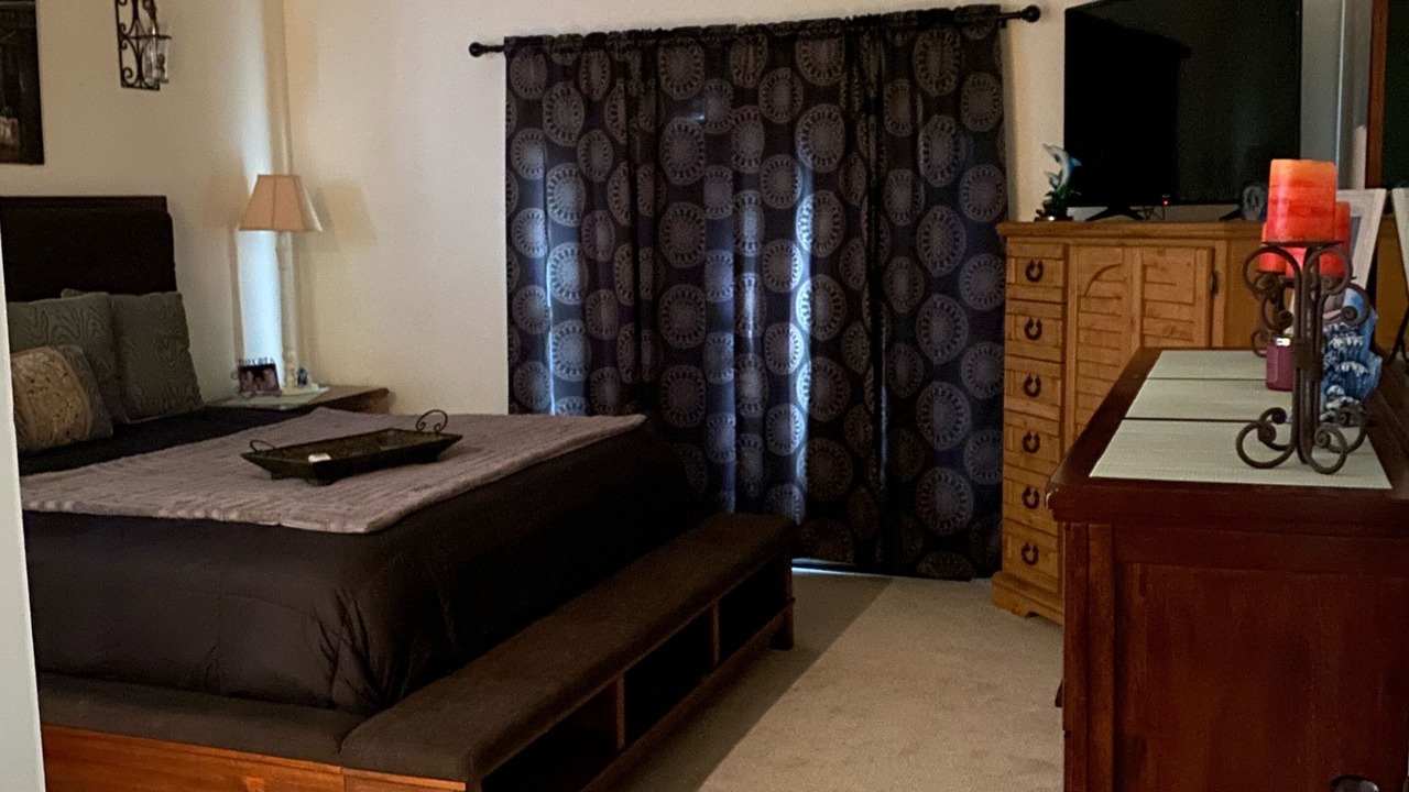 Photo of Bedroom in Holiday Shores