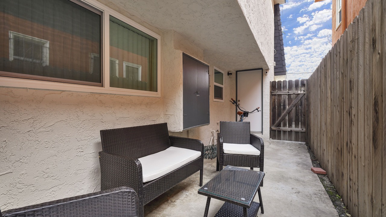 Photo of Patio Balcony in Alamitos Beach