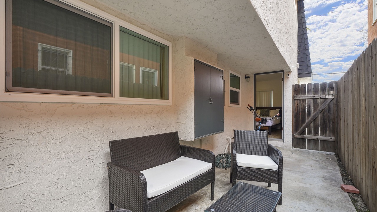 Photo of Patio Balcony in Alamitos Beach