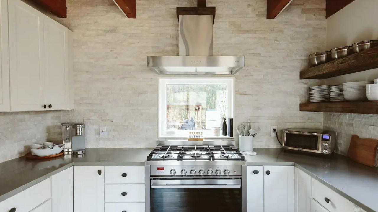 Photo of Kitchen in Hood River