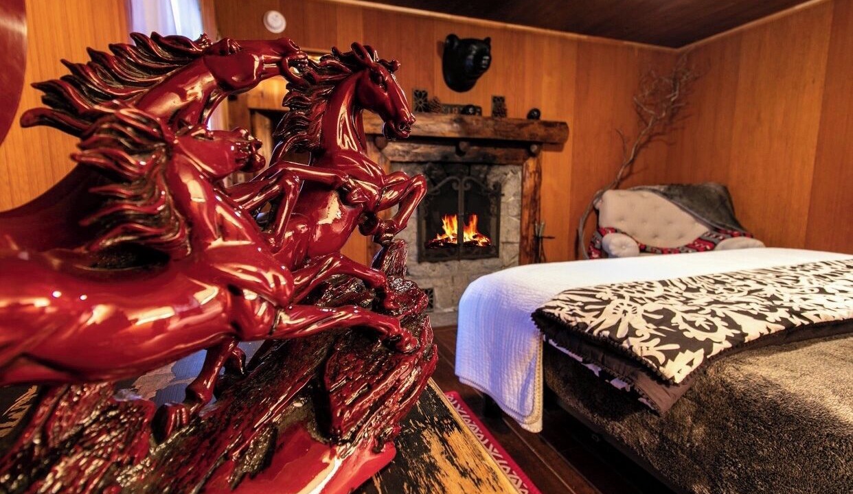 Photo of Bedroom in Idyllwild